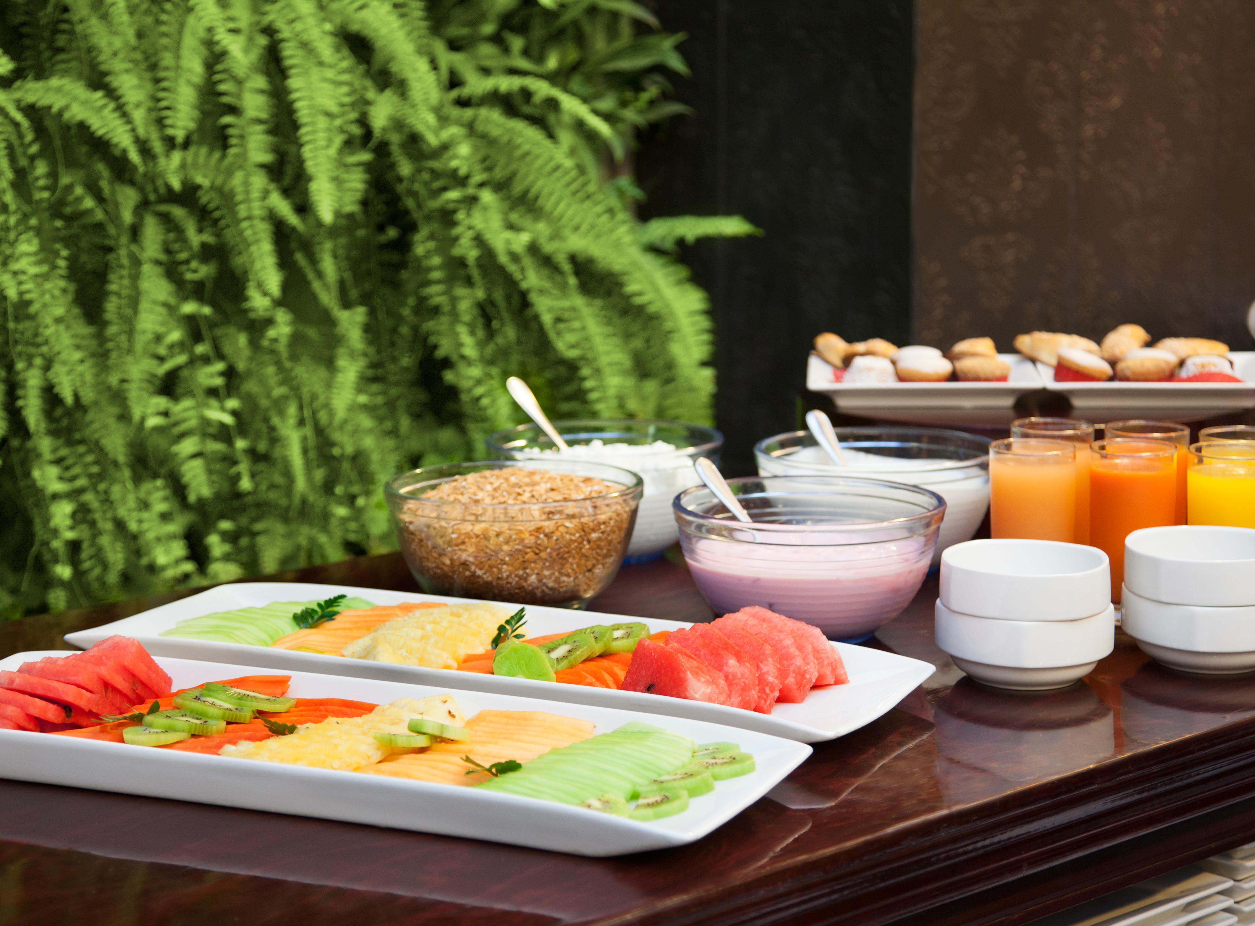 فندق جنيف مدينة مكسيكو المظهر الخارجي الصورة A breakfast buffet